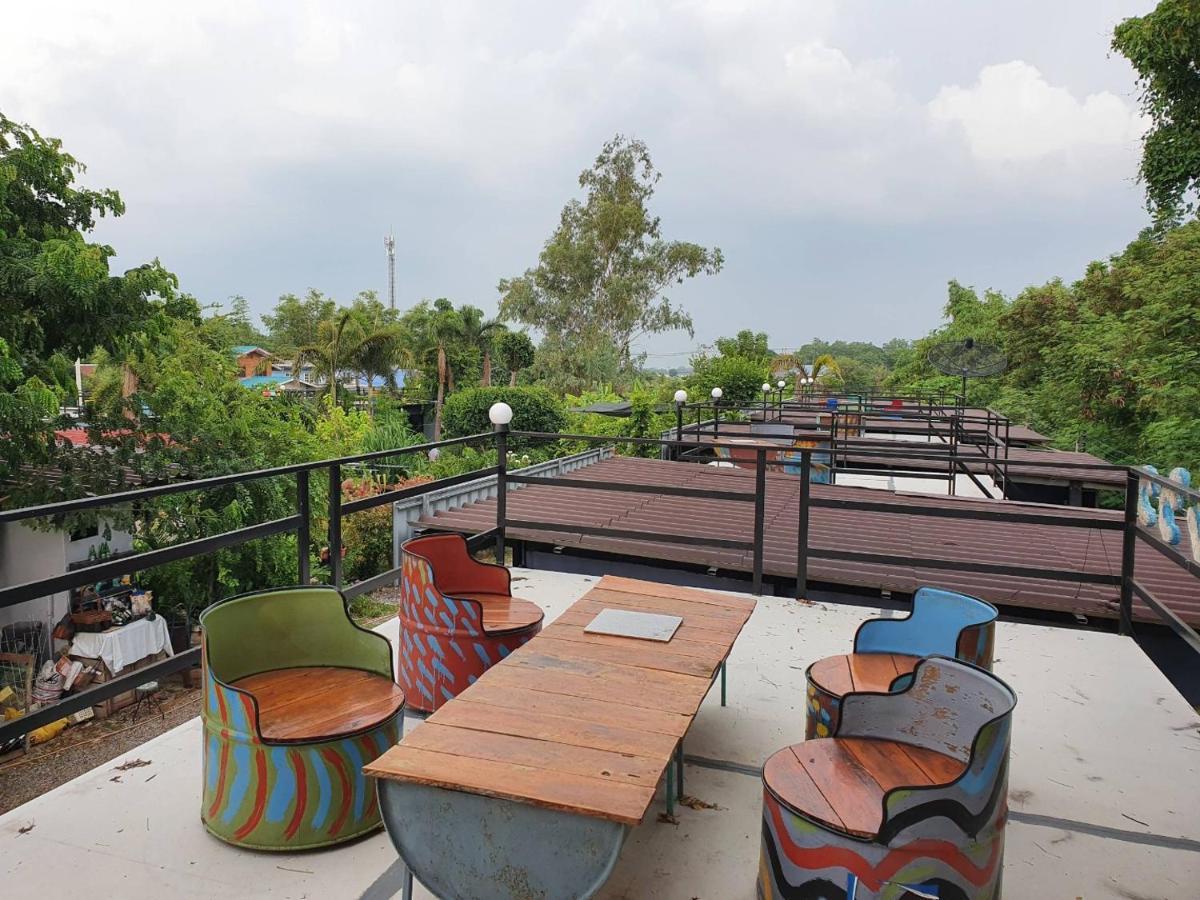 สกายวิวรีสอร์ท ชัยนาท Extérieur photo