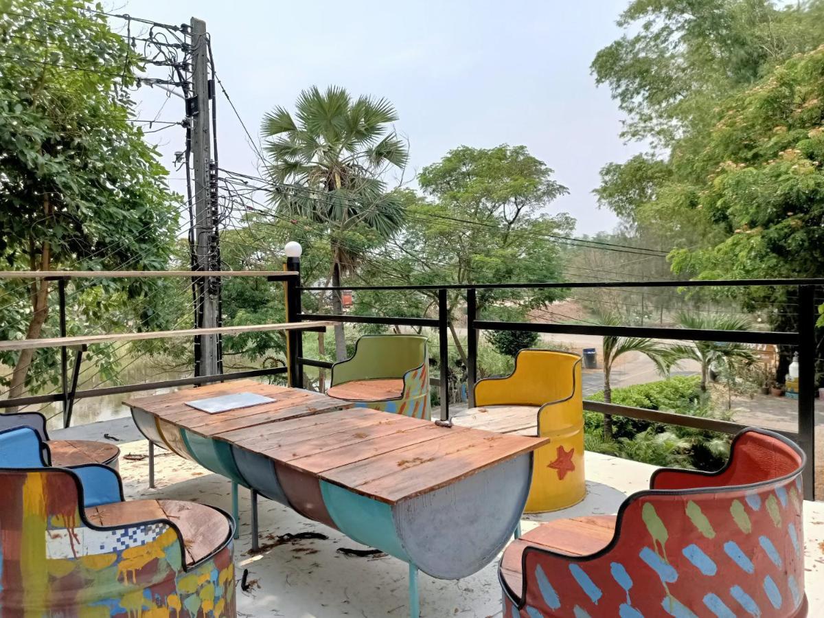 สกายวิวรีสอร์ท ชัยนาท Extérieur photo